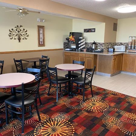 Budget Inn & Suites Nevada Exterior photo