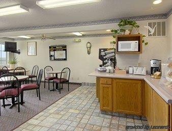 Budget Inn & Suites Nevada Exterior photo