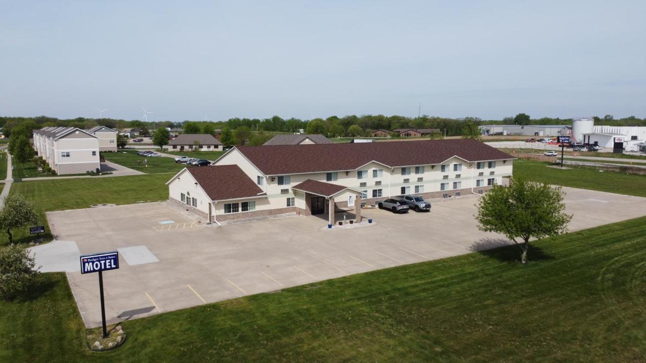 Budget Inn & Suites Nevada Exterior photo